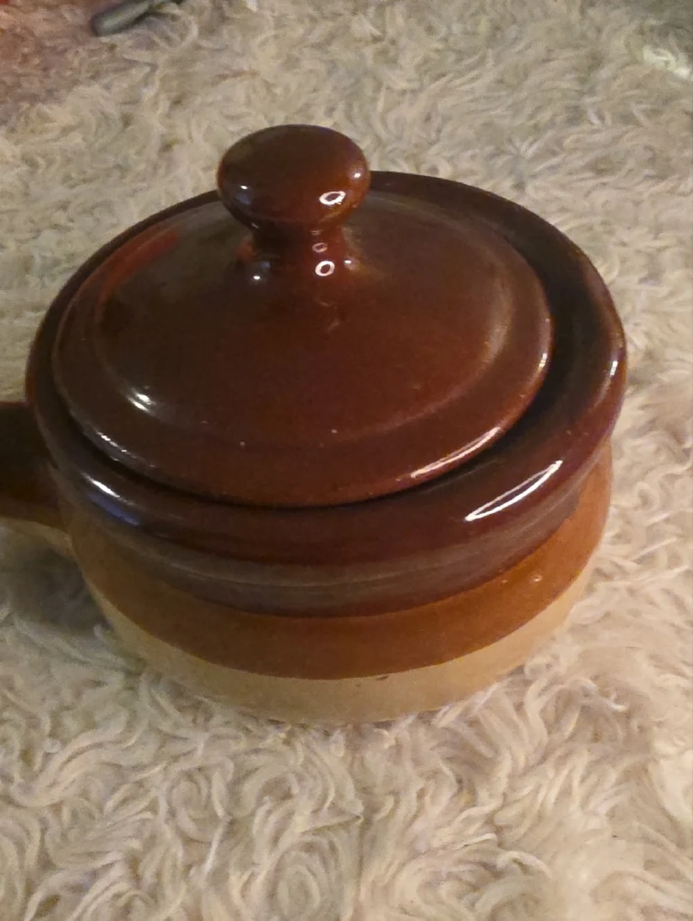 Brown Ceramic Covered Saucepan with Handle - Classic Kitchen Serving Pot